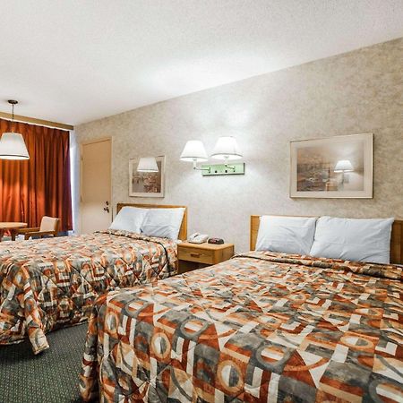 Econo Lodge Jefferson City Exterior photo