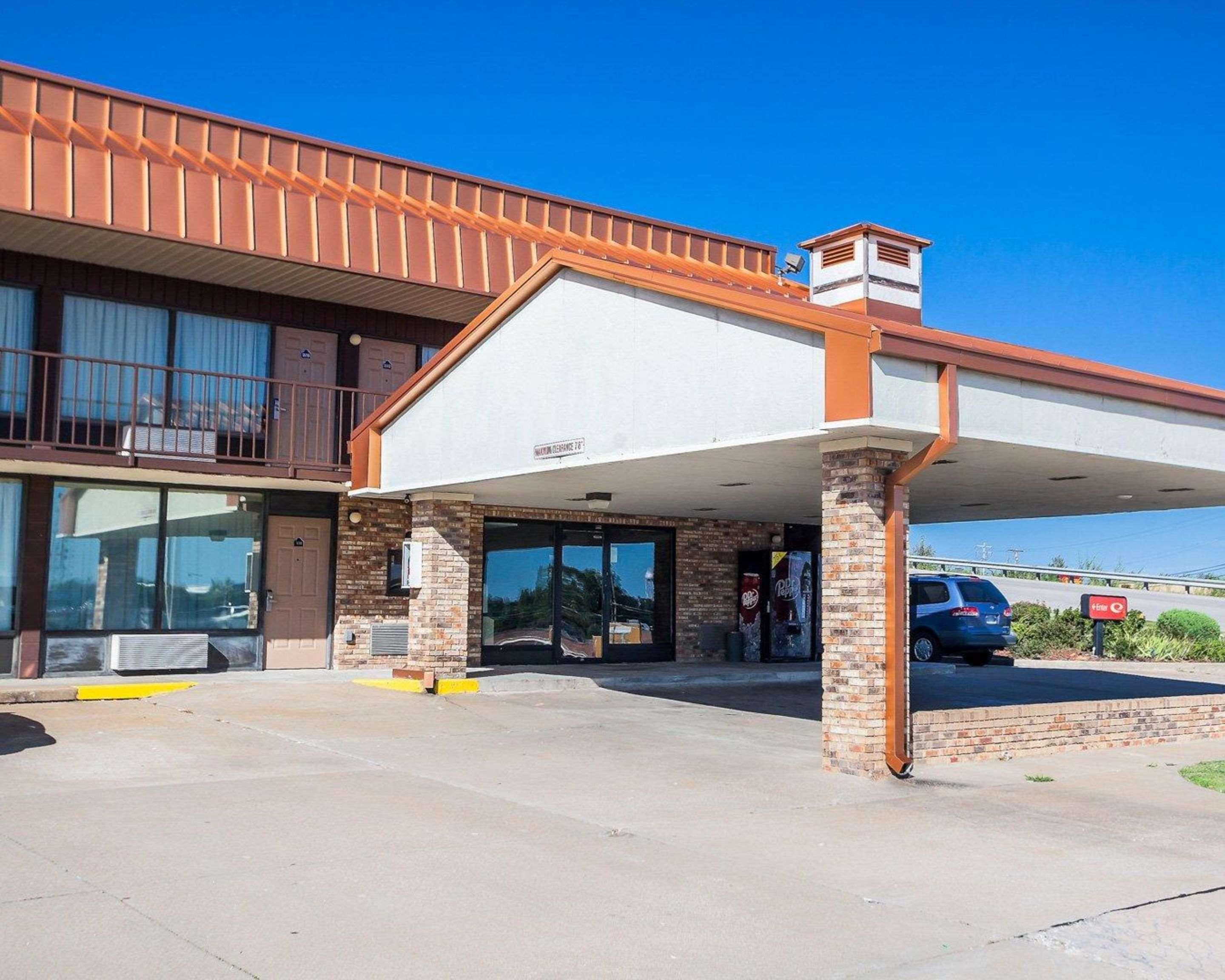 Econo Lodge Jefferson City Exterior photo