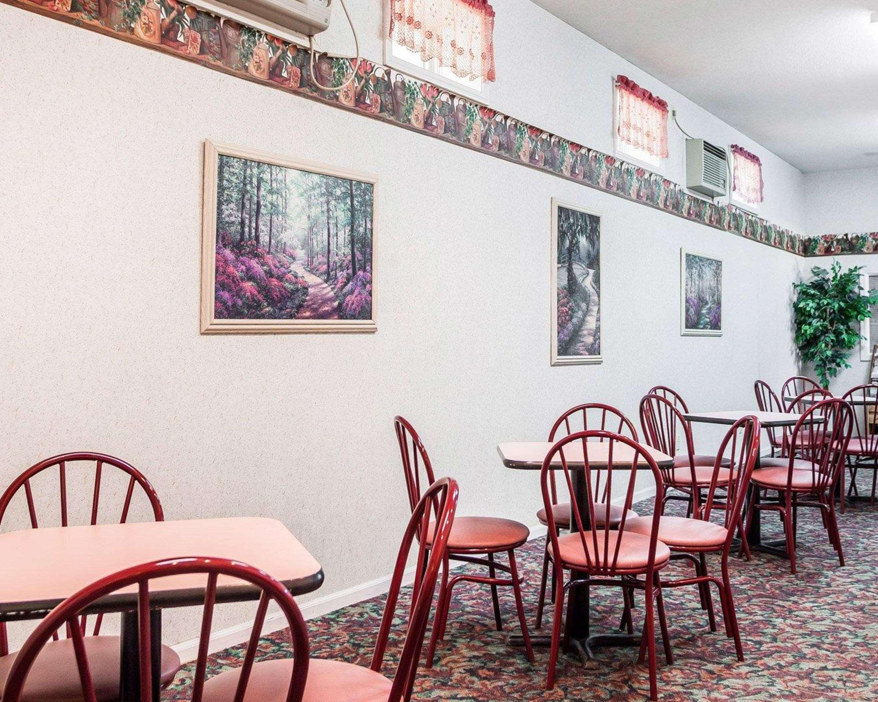 Econo Lodge Jefferson City Exterior photo
